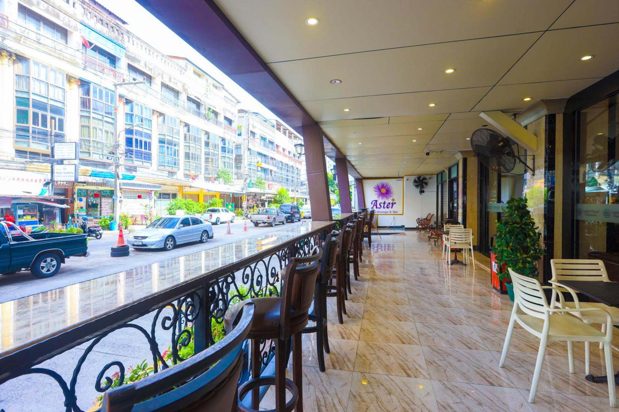 Hotel Land Royal Residencia Pattaya Exterior foto